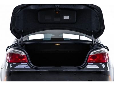 2011 BMW SERIES 5  520D 2.0SPORT LCI MNC  ผ่อน 5,333 บาท 12 เดือนแรก รูปที่ 11
